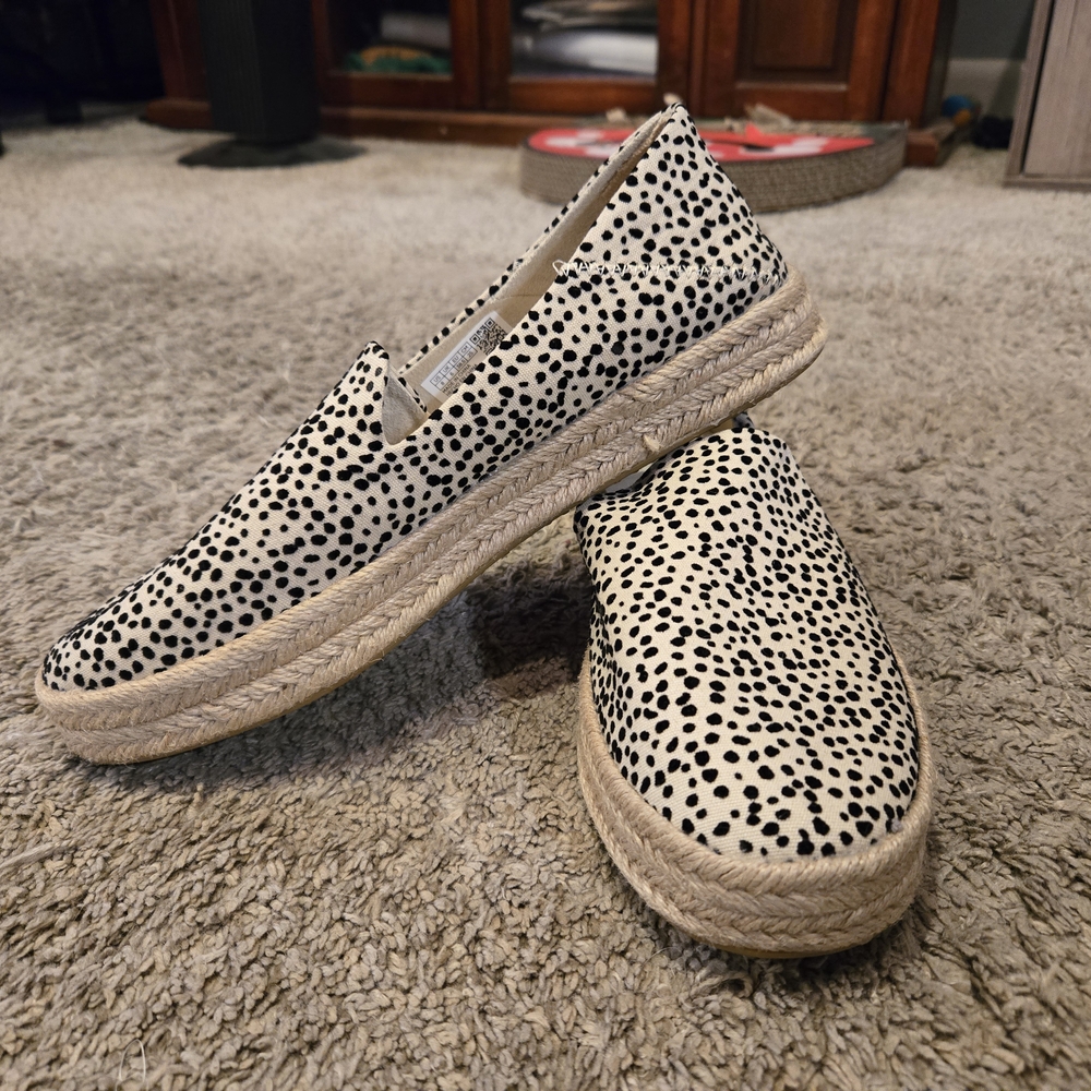 Toms Carolina Slip On Espadrille Size 8